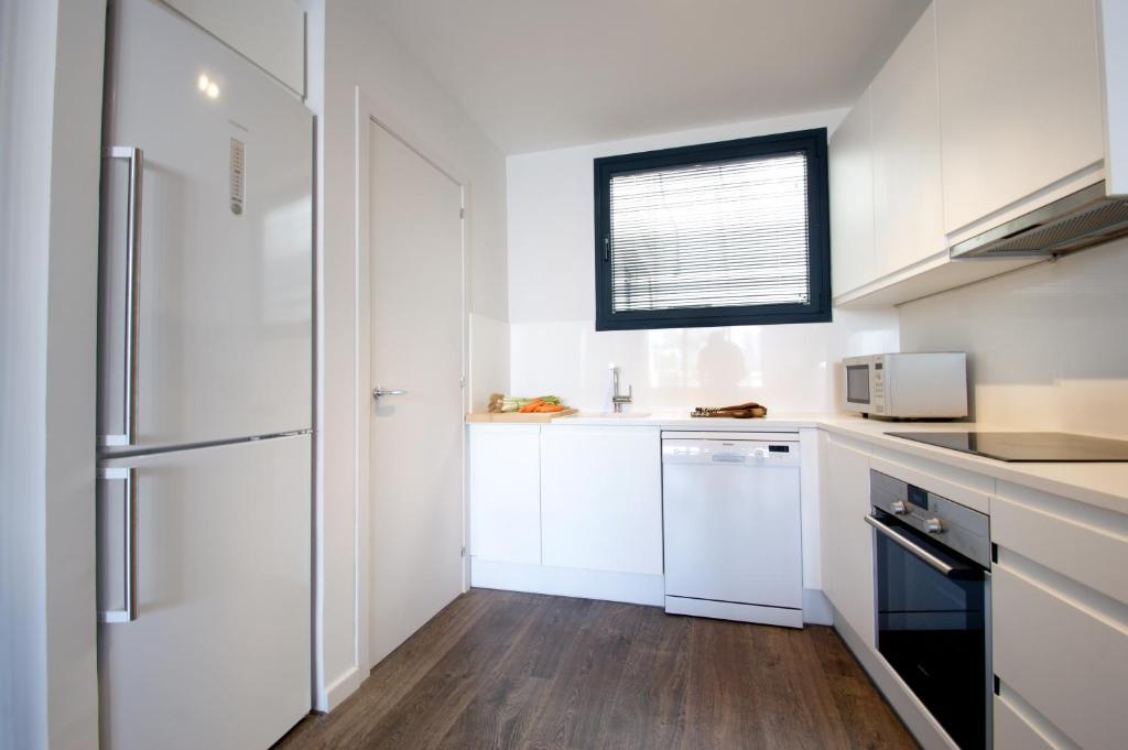 Superior One-Bedroom Apartment