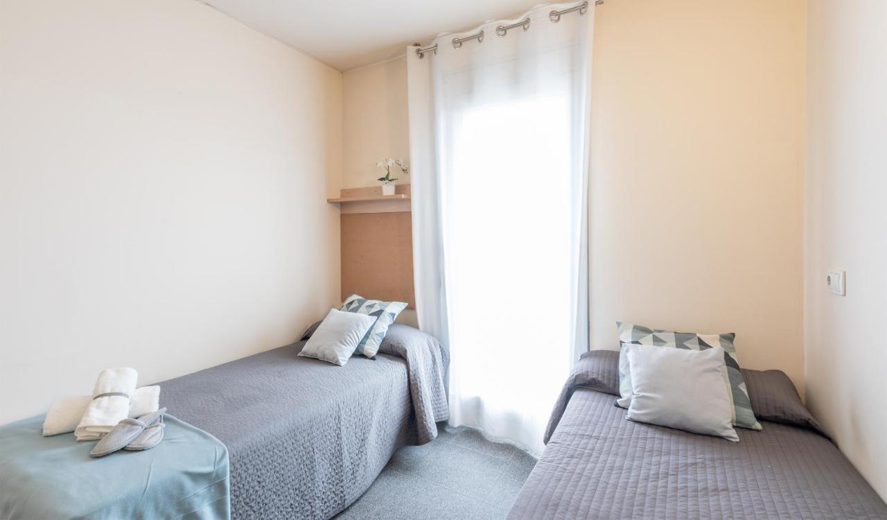 Basic Twin Room