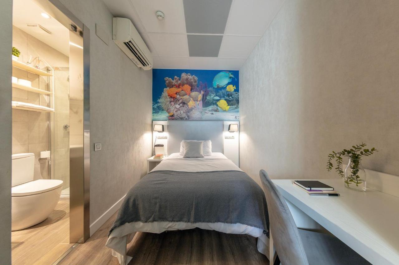 Single Room,1372351022:JPEG