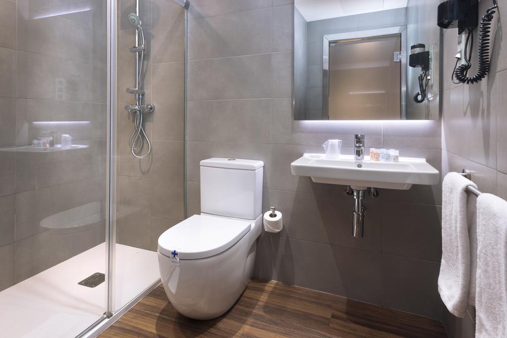 Superior Single Room