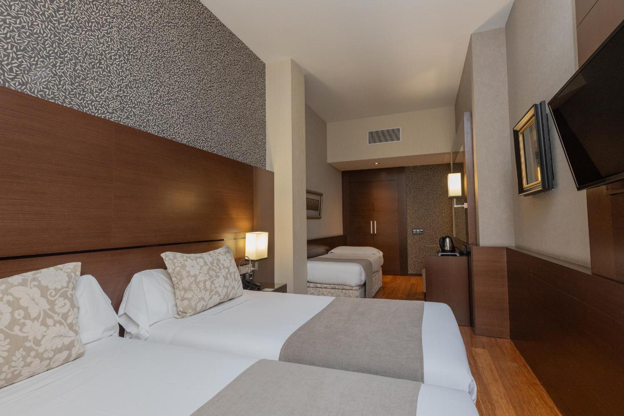 Twin Room Extra Bed