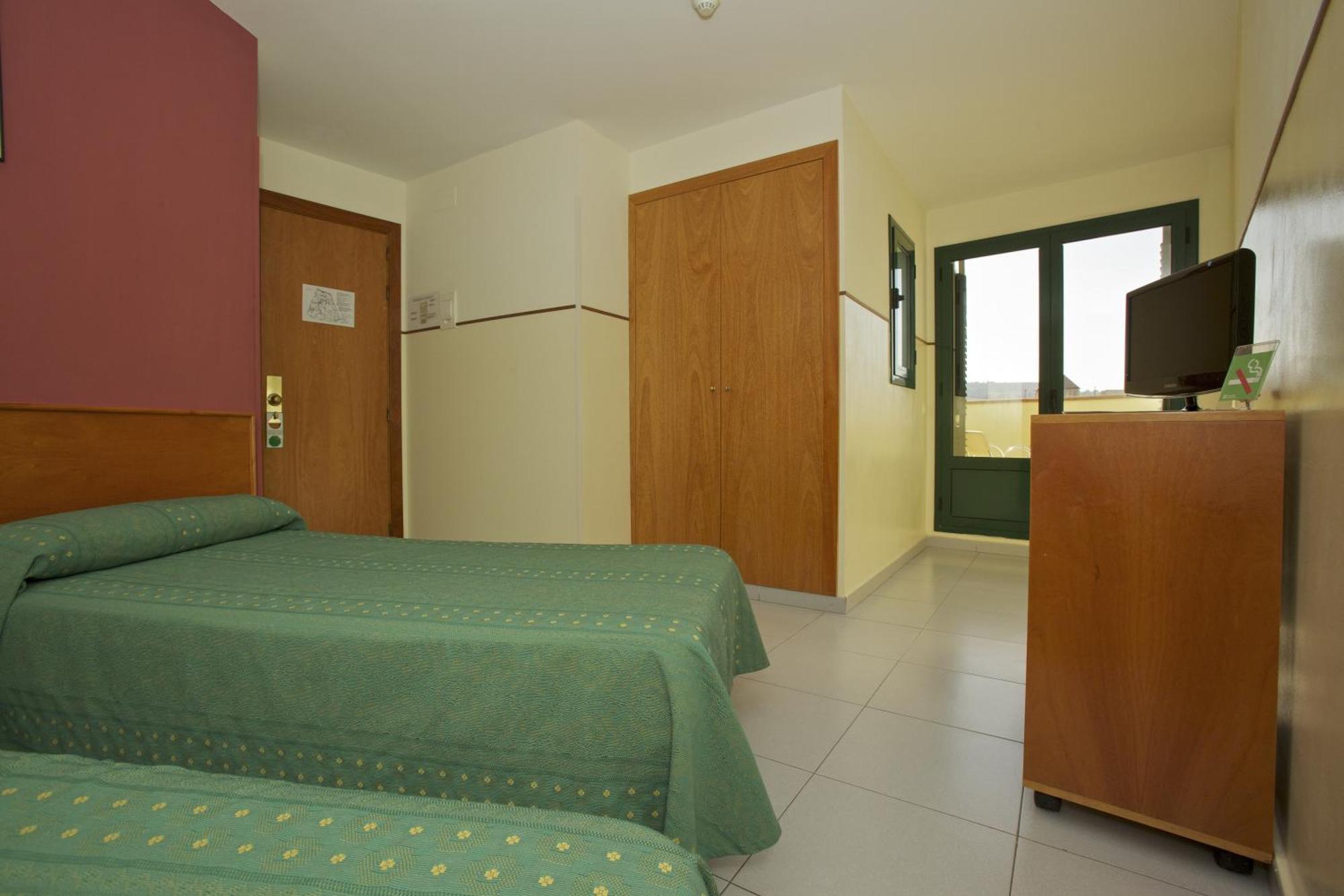 Twin Room Terrace