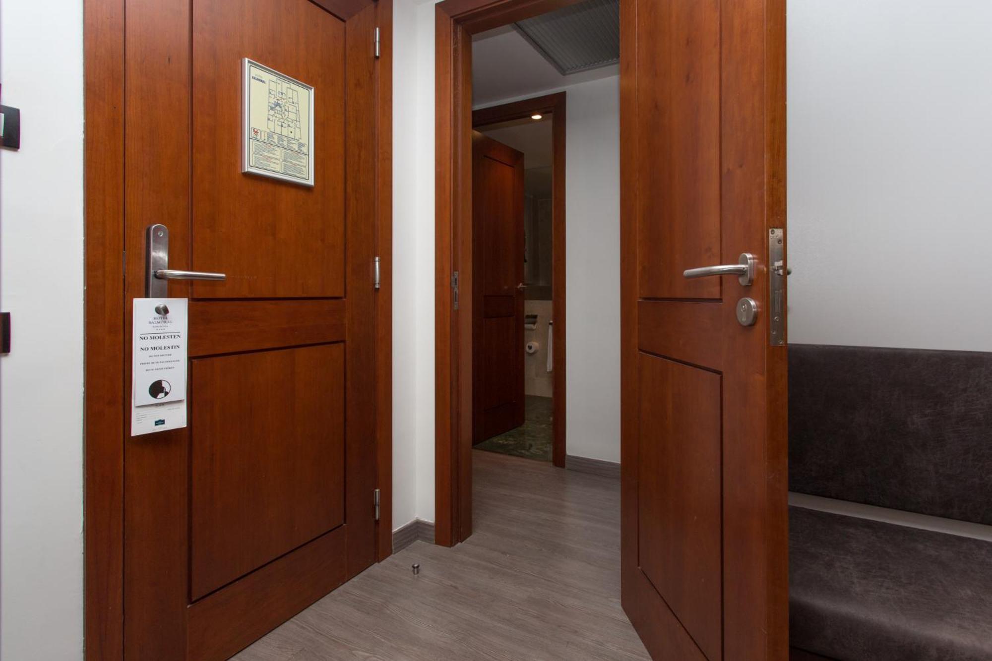 Two Connecting Double Rooms