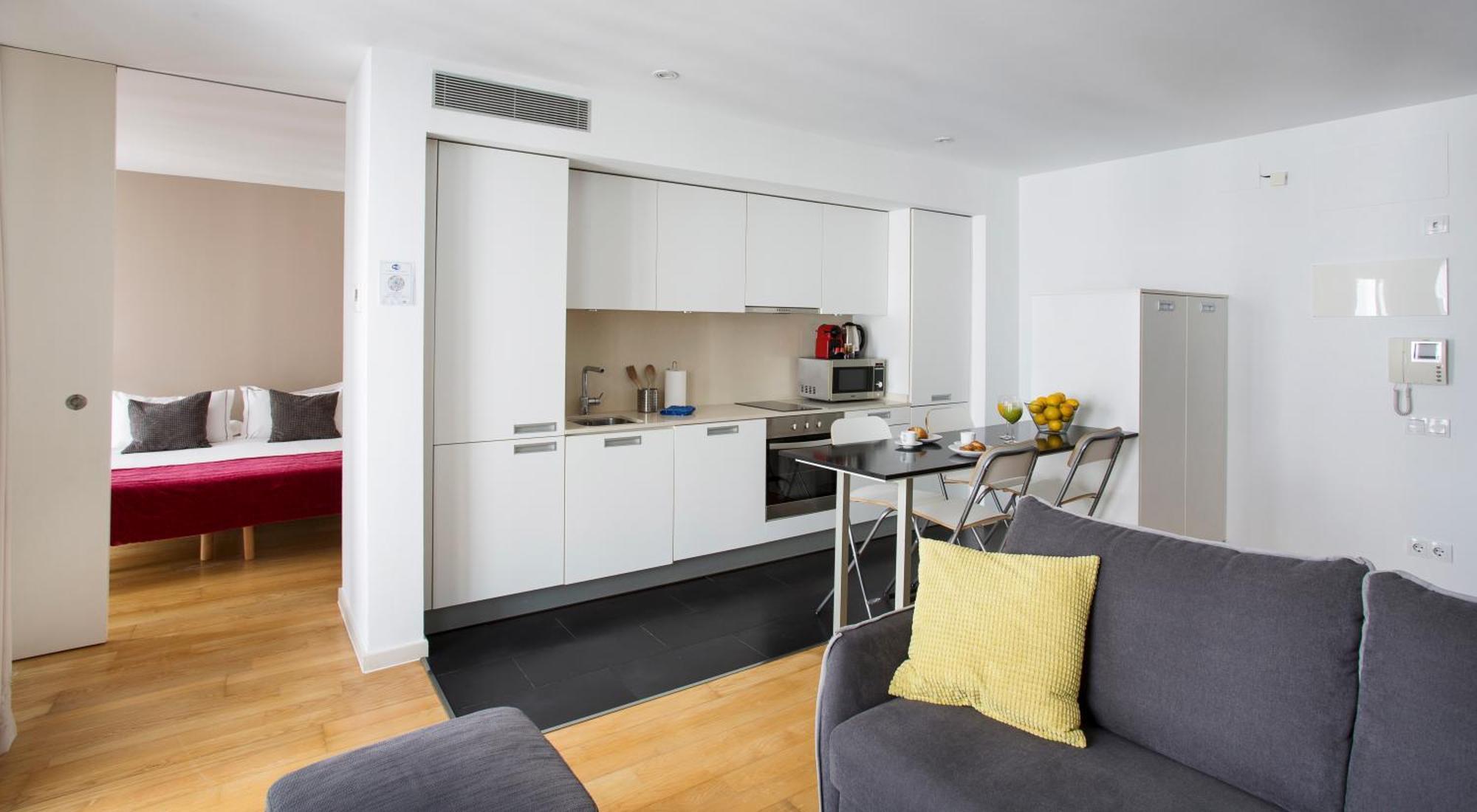 One-Bedroom Apartment