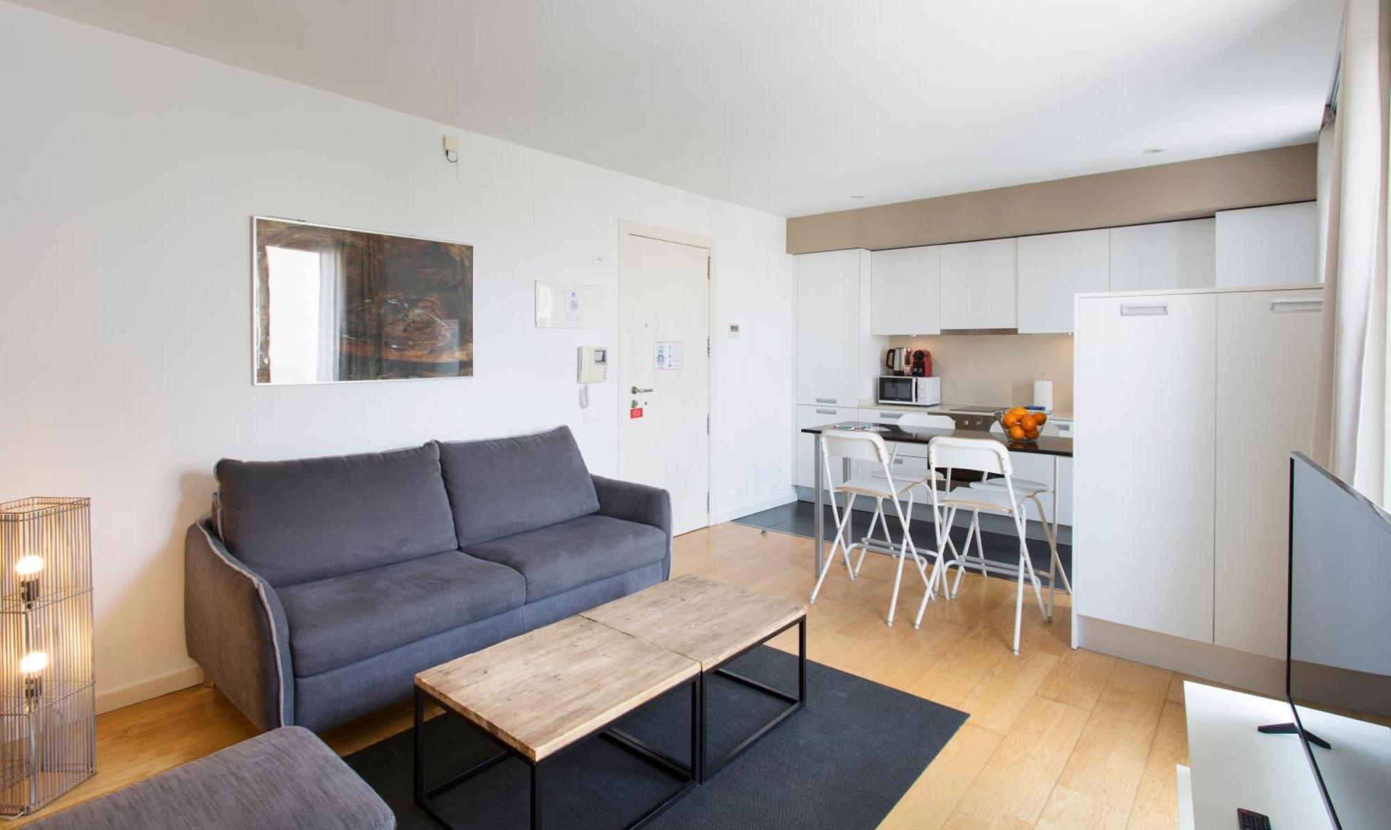 One-Bedroom Apartment