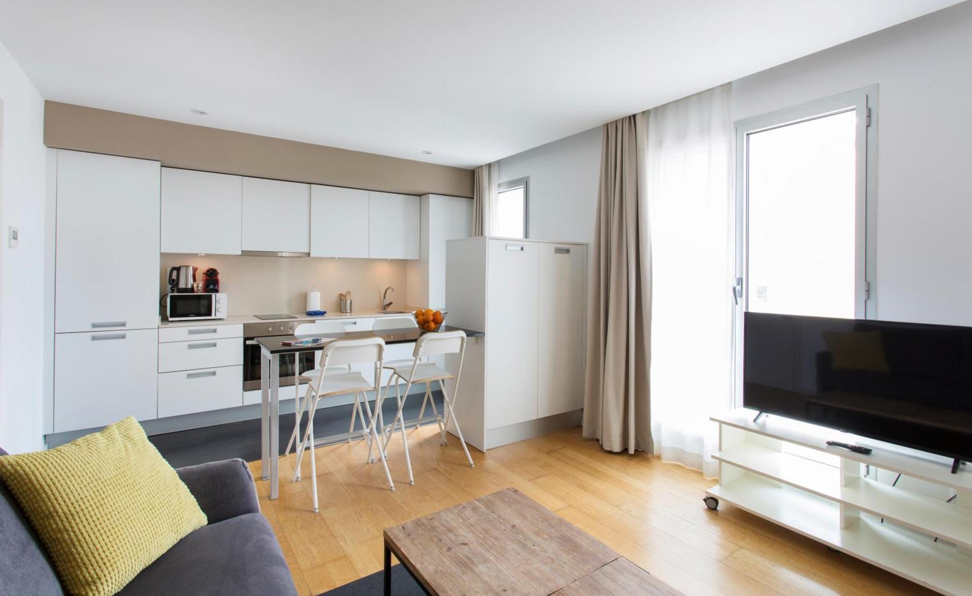 One-Bedroom Apartment