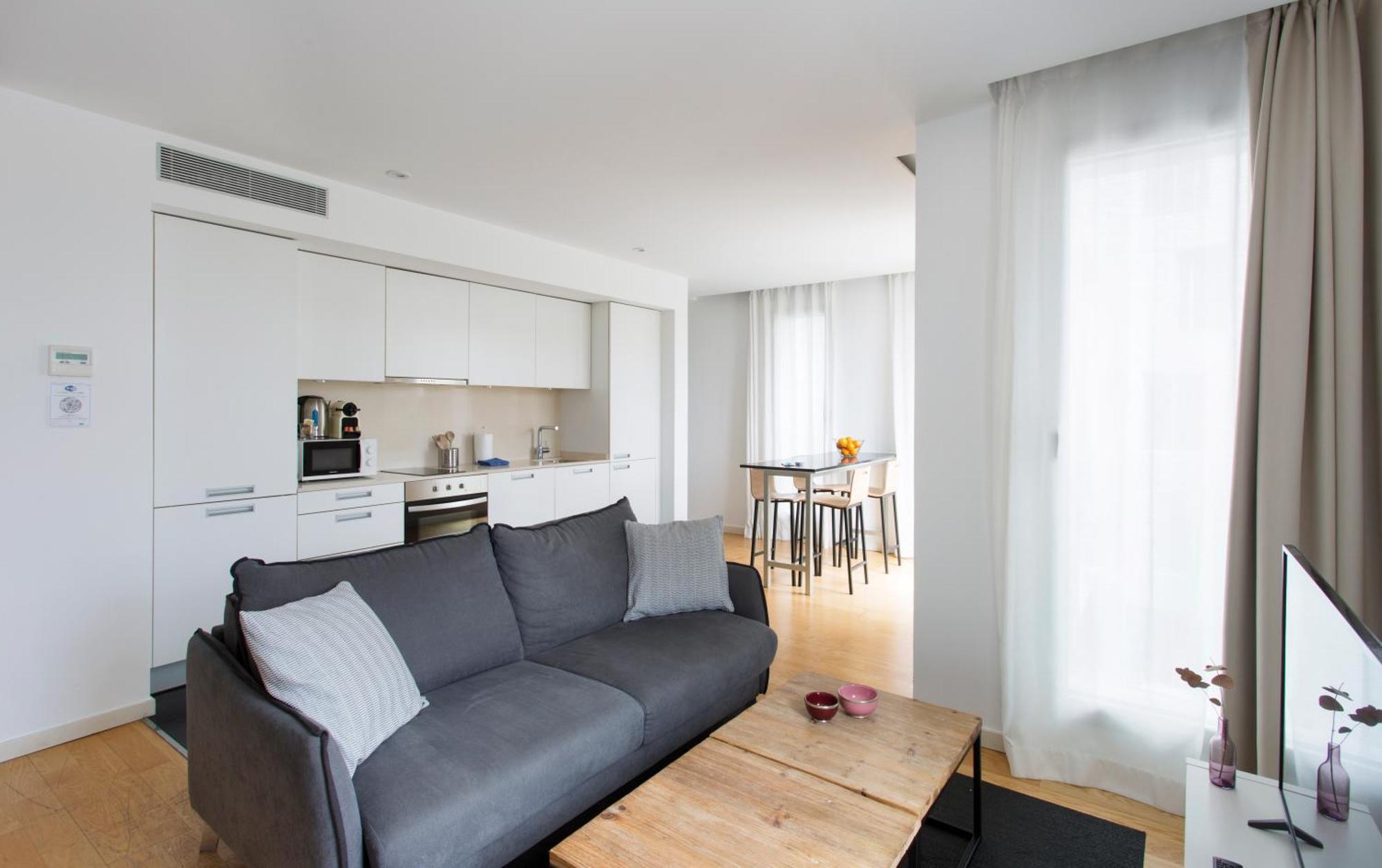 One-Bedroom Apartment
