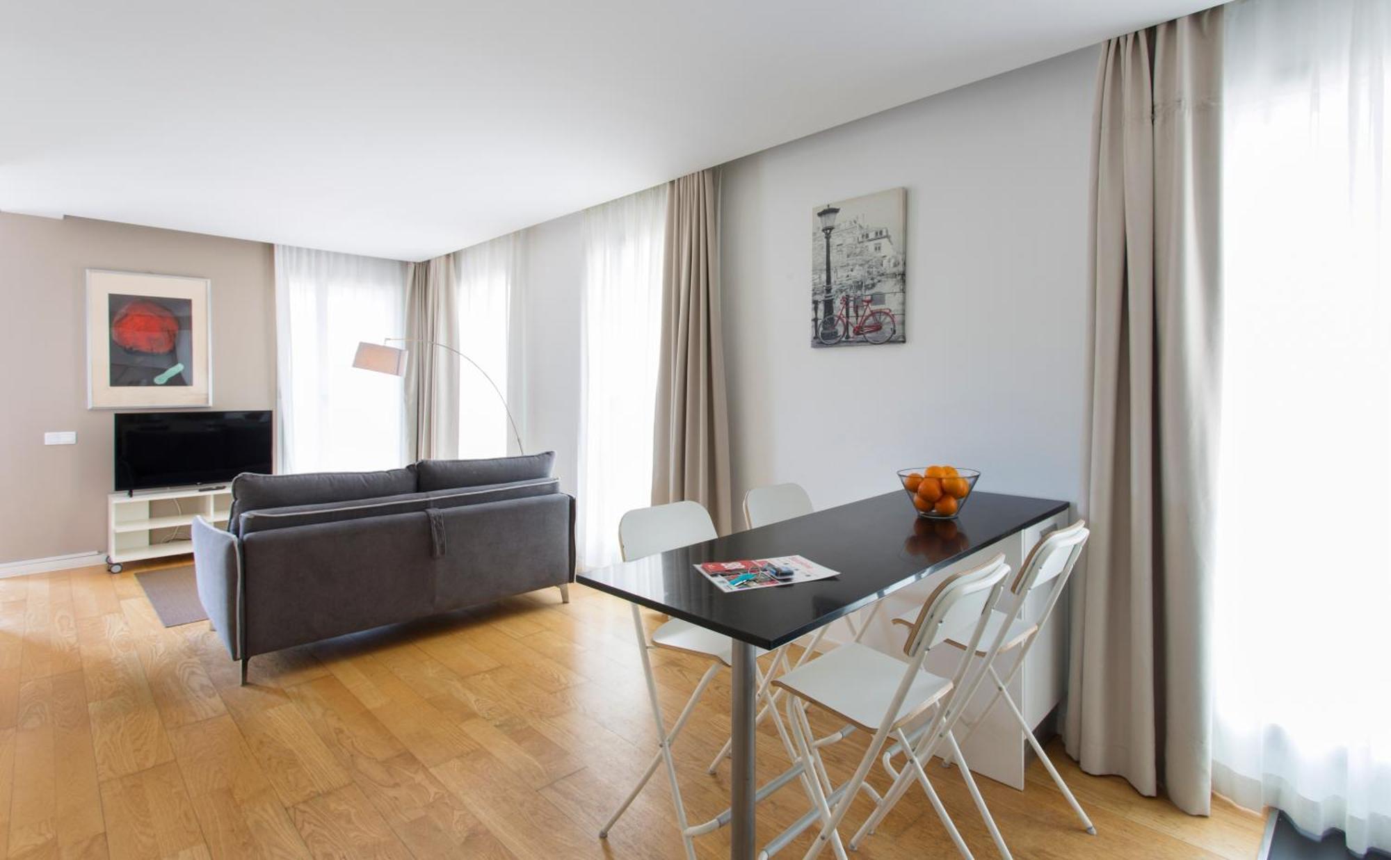 One-Bedroom Apartment