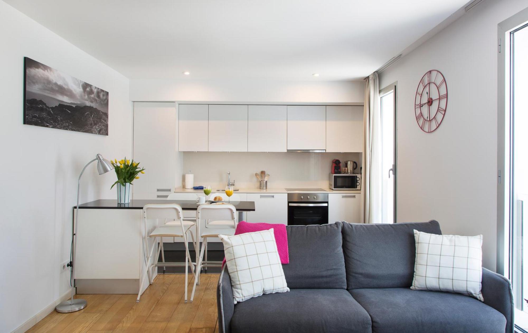 One-Bedroom Apartment