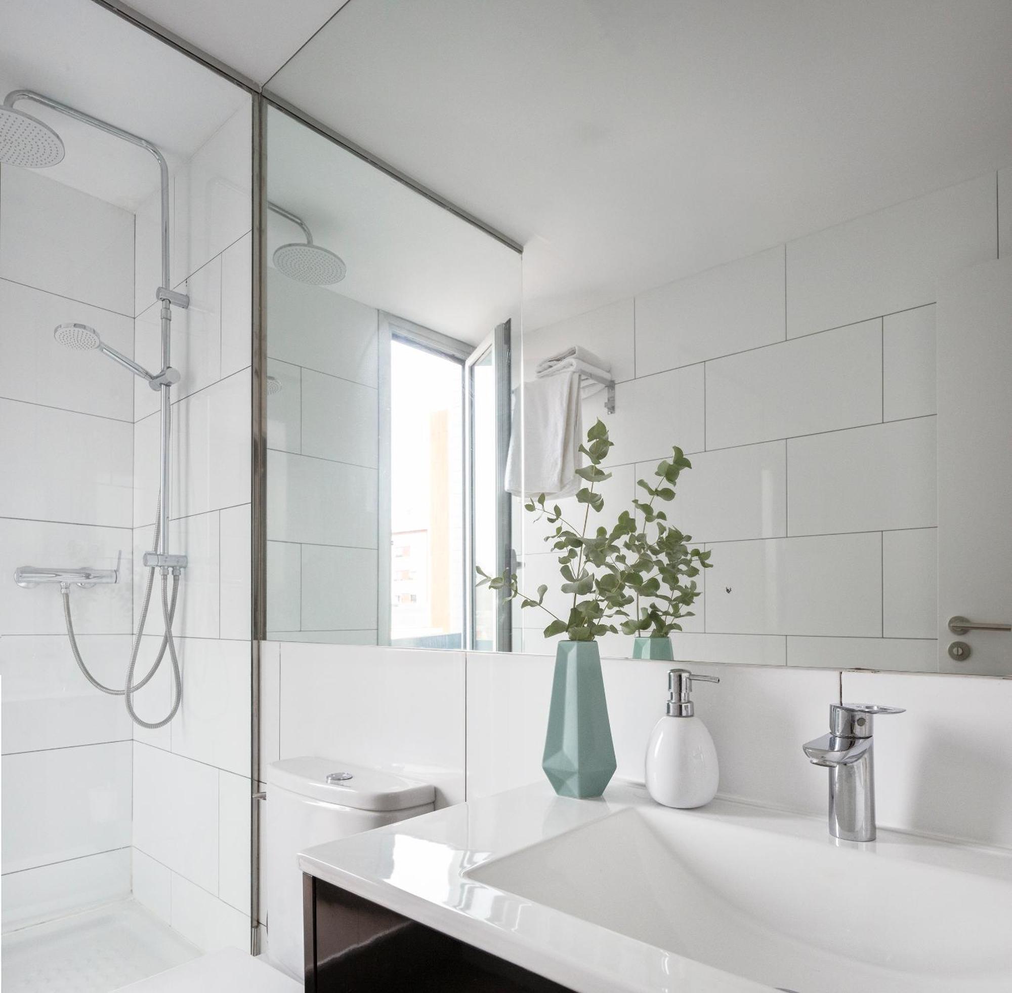 One-Bedroom Apartment Bilbao 11