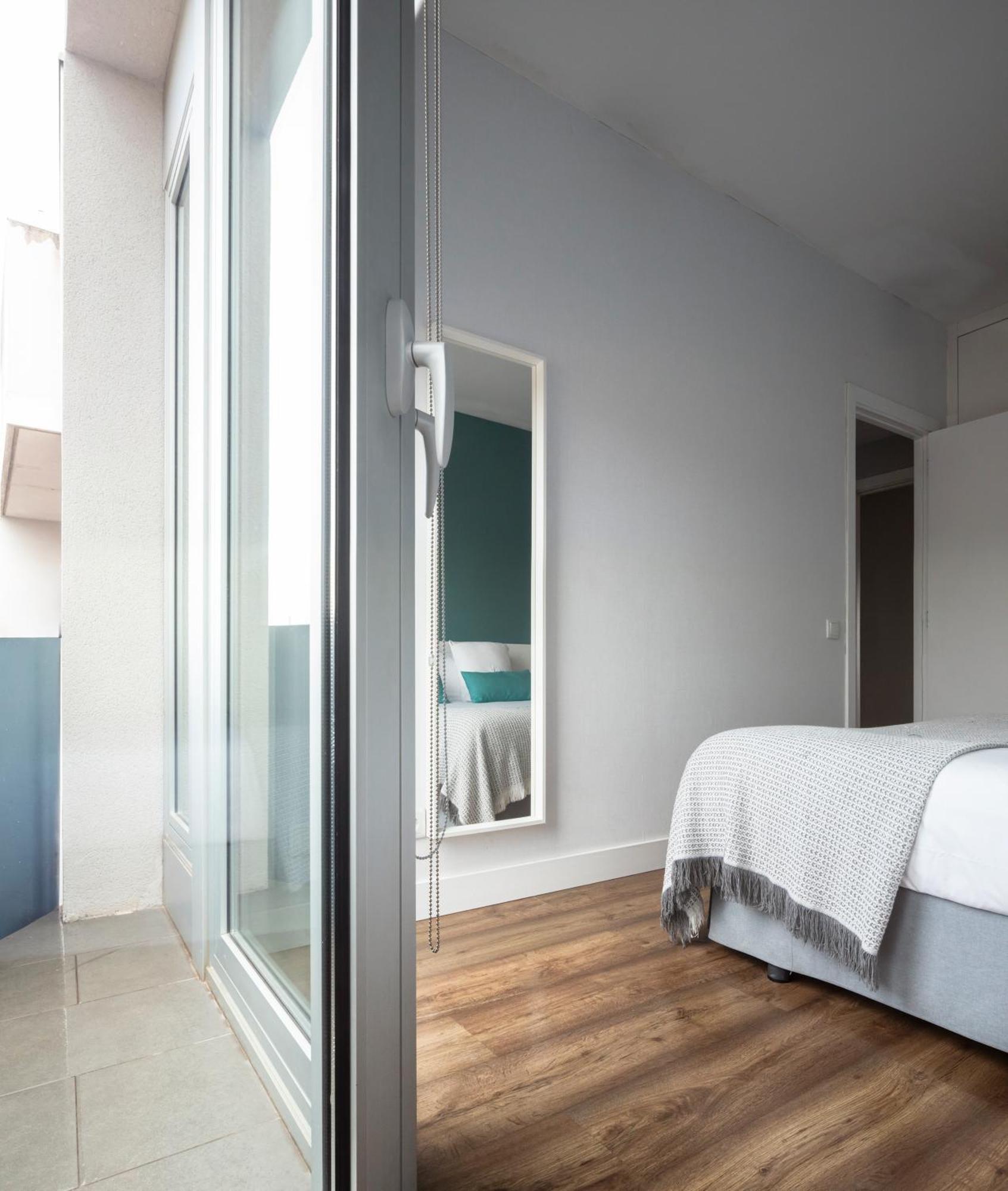 One-Bedroom Apartment Bilbao 11