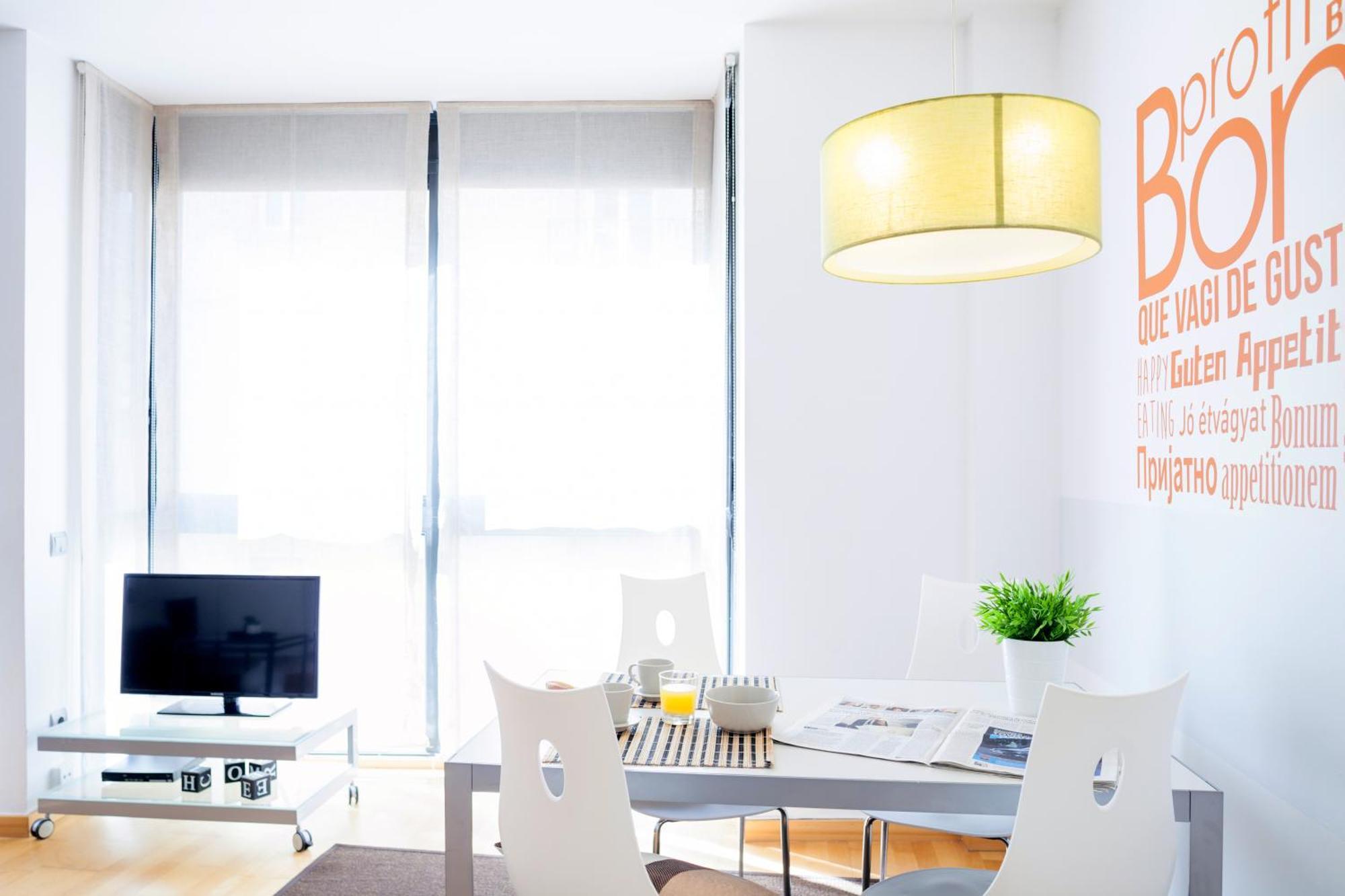 One-Bedroom Apartment Galceran Marquet 8