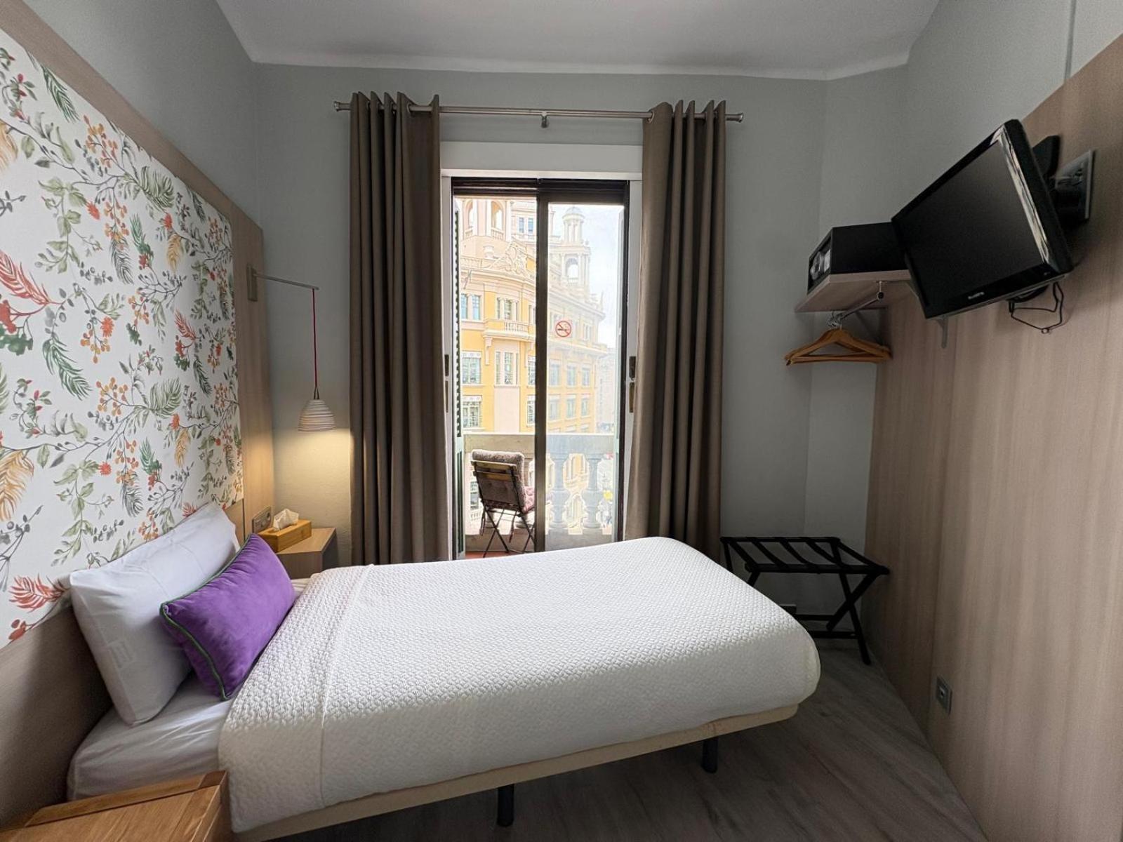 Single Room City View