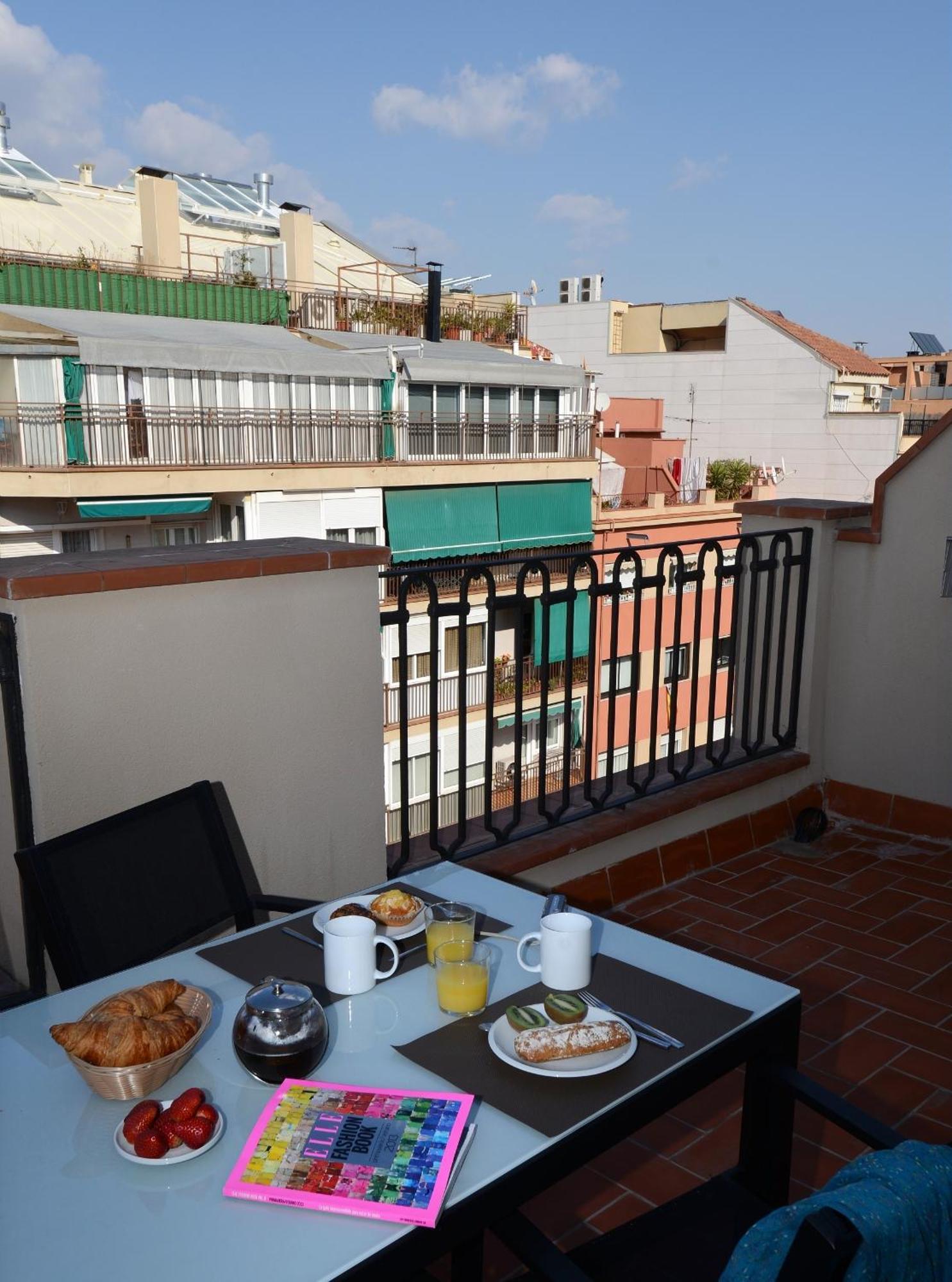 One-Bedroom Apartment (2-4 Adults)