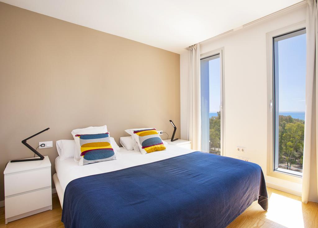 One-Bedroom Apartment Sea View
