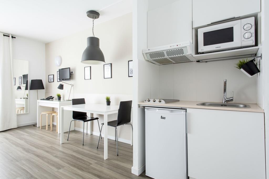 Executive Family Studio
