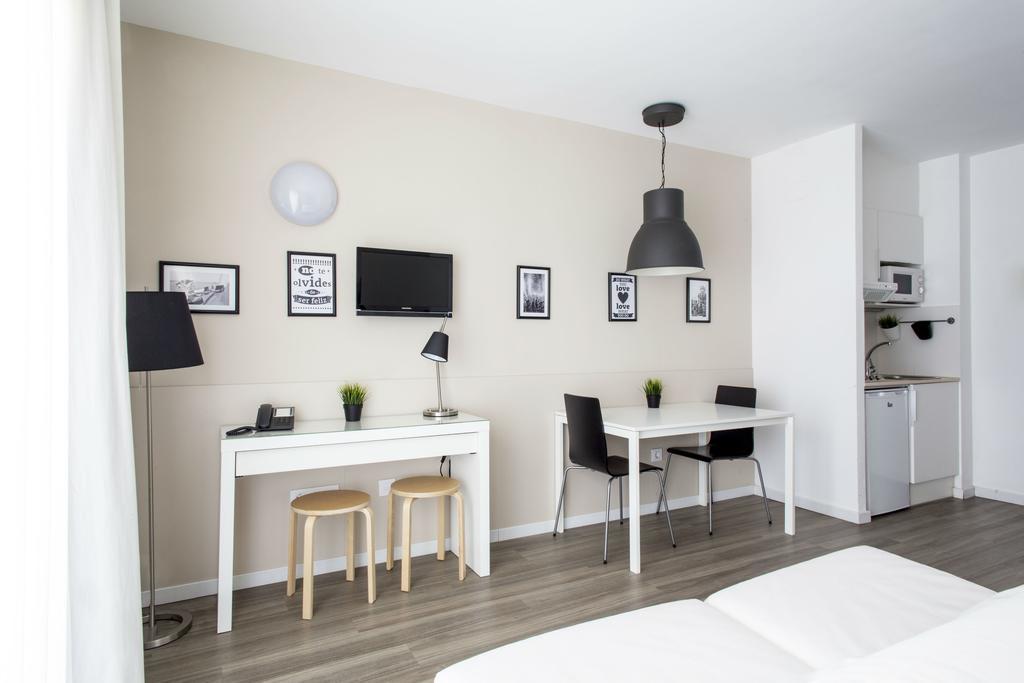 Executive Family Studio