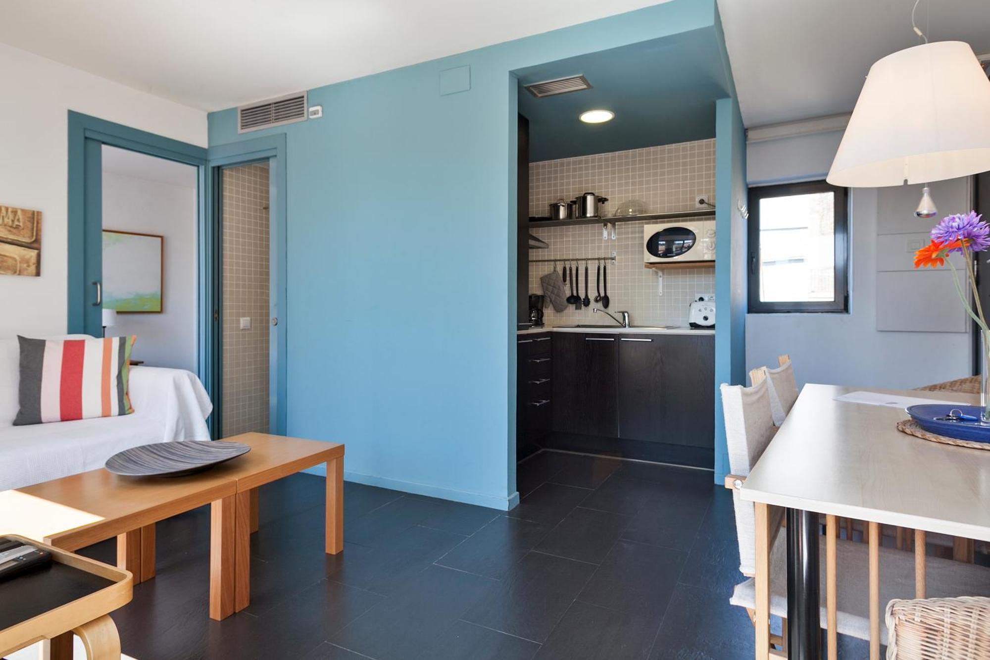One-Bedroom Apartment Penthouse,1251928867:JPEG