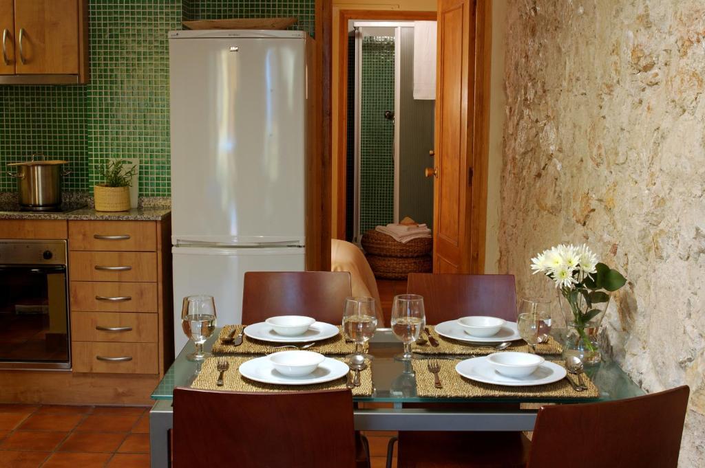 Studio (2 Adults)