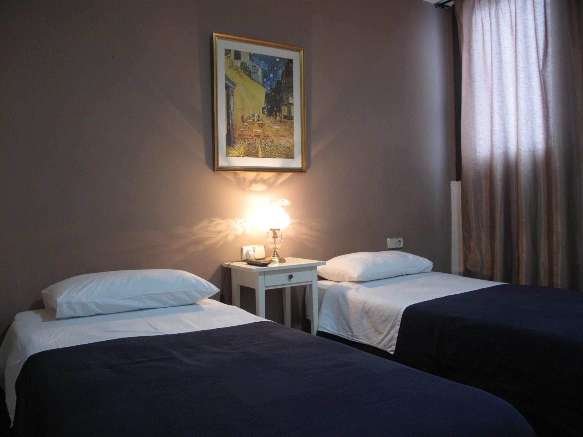 Double or Twin Room,676112343:JPEG