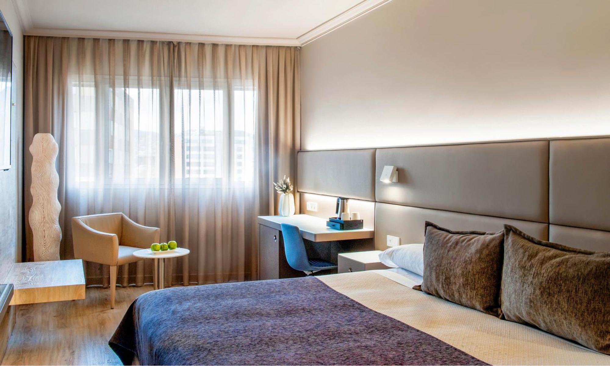 Deluxe Double Room with Spa Access