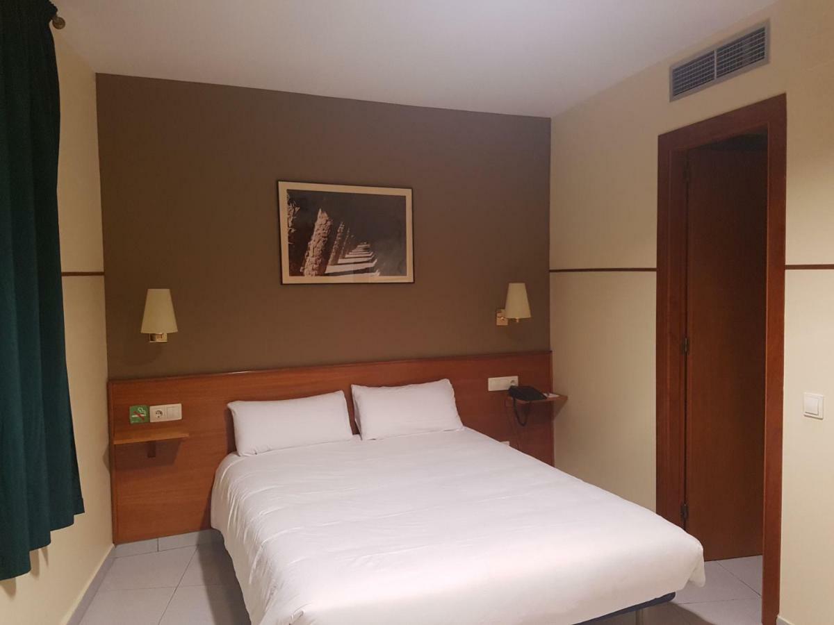 Interior Double Room