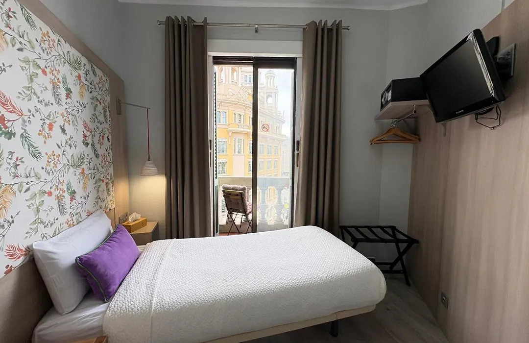 Hotel Ginebra-1