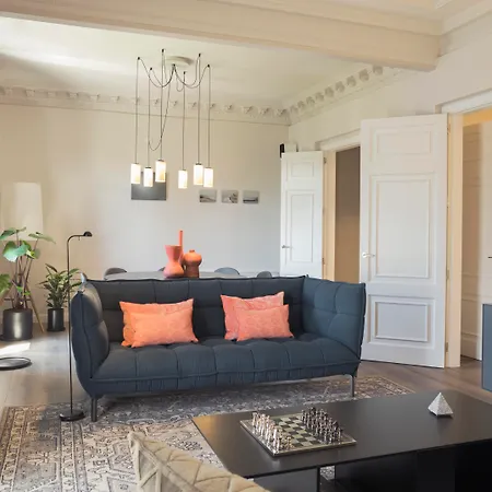 Casagrand Luxury Apartments Barcelona-3