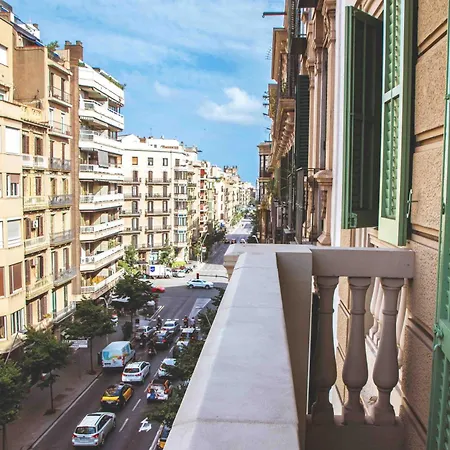 Sant Jordi Hostels Rock Palace-2
