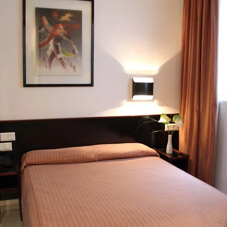 Hotel Monegal-3