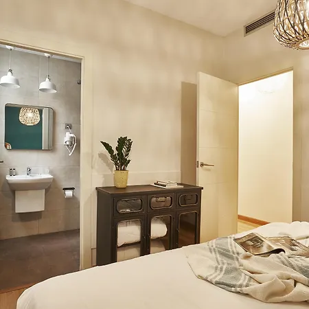 Barcelona Sants Station Apartments-3
