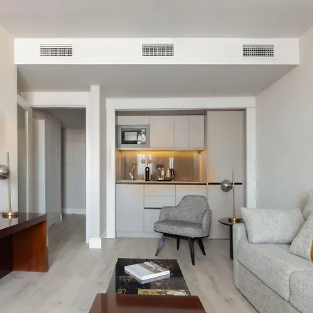 Suites Center Barcelona-3