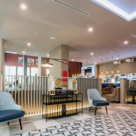 Leonardo Royal Hotel Barcelona Fira-3