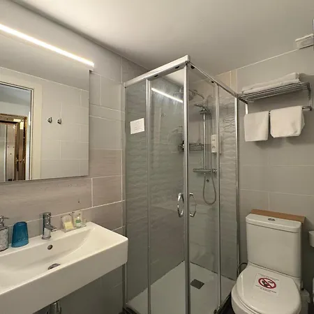 Hotel Ginebra-2