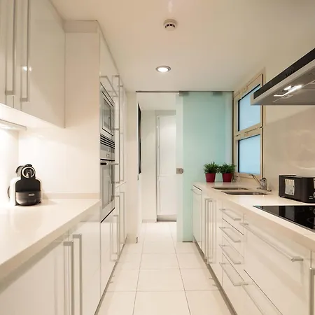 Rent Top Apartments Near Plaza De Catalunya-3