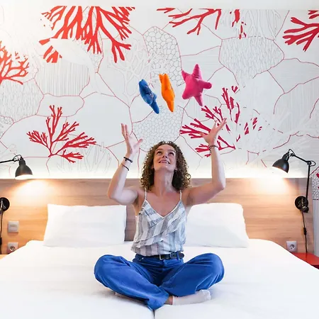 Ibis Styles Barcelona City Bogatell-2