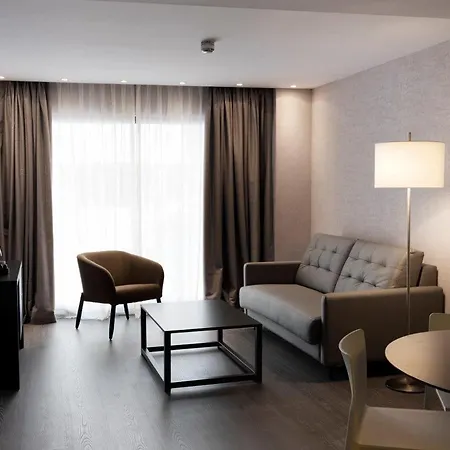 Hg City Suites Barcelona-2
