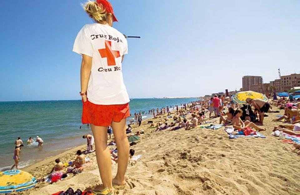 Der Strand ist künstlich, aber das Meer ist echt